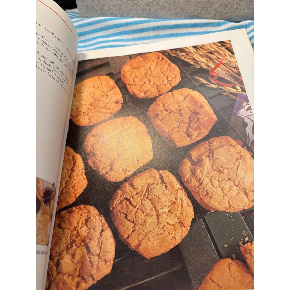 The Ultimate Cookie Book, co-authored by Josée Robitaille and Arlene Gryfe
